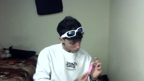 Boy Astro online show from 01.11.25