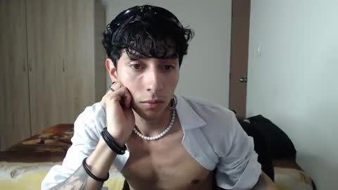 Boy Astro online show from 02.27.25