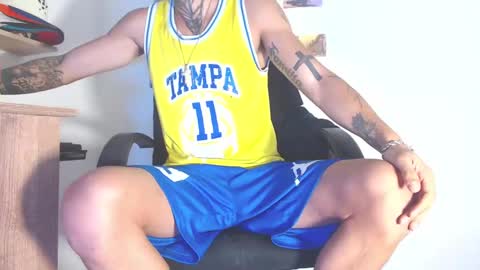 boy_master5 online show from 02.22.25