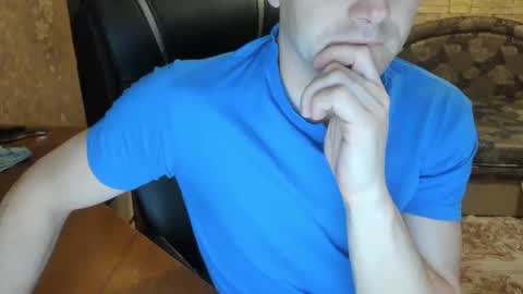 Snapshot of boyapollon chatting on 12.31.24 BoyApollon online show from 12.31.24