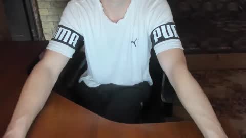 Snapshot of boyapollon chatting on 01.29.25 BoyApollon online show from 01.29.25