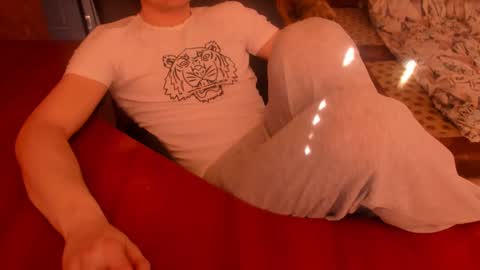 Snapshot of boyapollon chatting on 03.07.25 BoyApollon online show from 03.07.25