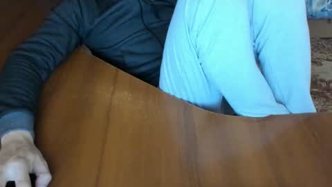 Snapshot of boyapollon chatting on 10.09.25 BoyApollon online show from 10.09.25