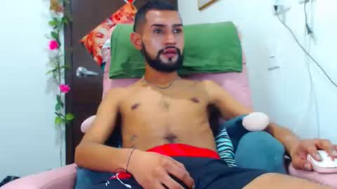 Snapshot of boybunnyerotic chatting on 09.16.25 boybunnyerotic online show from 09.16.25