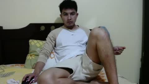 Snapshot of boyfit2023 chatting on 02.06.25 boyfit2023 online show from 02.06.25