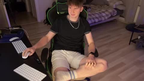 Snapshot of boykik chatting on 12.16.24 Eddie online show from 12.16.24