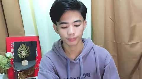 Snapshot of boynextdoor4ux chatting on 10.25.25 HI IM JAMES DONT FORGET GIVE ME THUMBS UP AND JOIN TO MY FANCLUB online show from 10.25.25