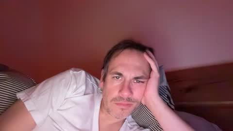 Snapshot of boyslut8 chatting on 02.14.26 boytoyhh online show from 02.14.26