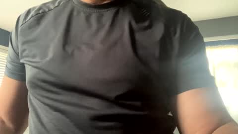 Snapshot of boytoy8969 chatting on 01.10.25 boytoy8969 online show from 01.10.25