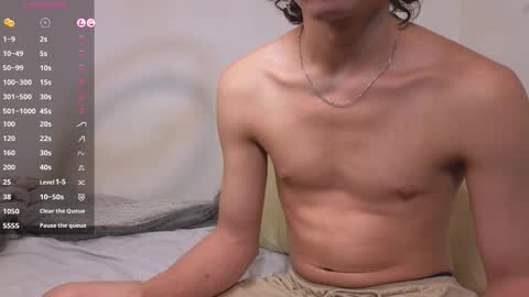 Snapshot of boytoy_dx chatting on 12.02.25 boytoy_dx online show from 12.02.25