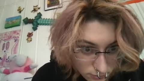 boywithbug online show from 03.04.25