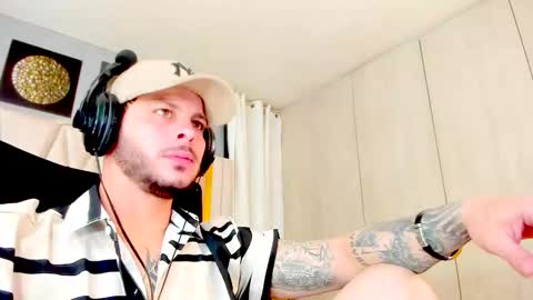 Mateo online show from 11.06.25