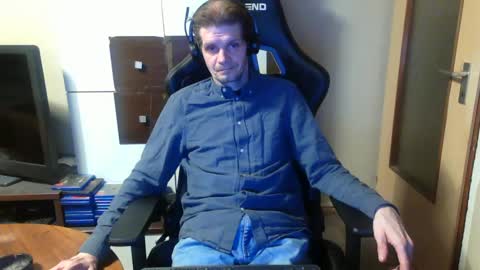 Snapshot of bponie1 chatting on 12.31.24 bponie1 online show from 12.31.24