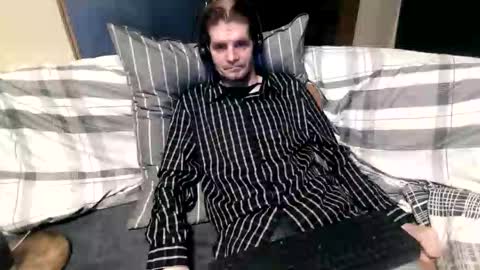 Snapshot of bponie1 chatting on 02.15.26 bponie1 online show from 02.15.26