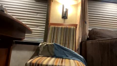 Snapshot of braboy4 chatting on 11.18.25 braboy4 online show from 11.18.25