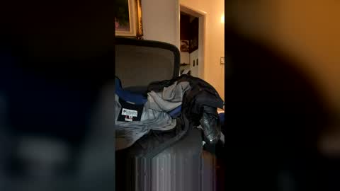 Snapshot of braboy4 chatting on 12.15.25 braboy4 online show from 12.15.25