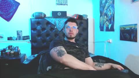 brad hot boy online show from 10.11.25