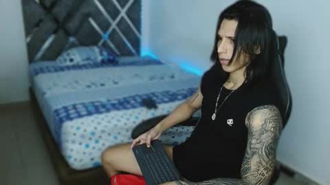 Brad online show from 12.23.25