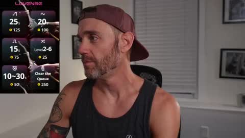 Snapshot of bradbronton chatting on 09.18.25 BradBronton online show from 09.18.25