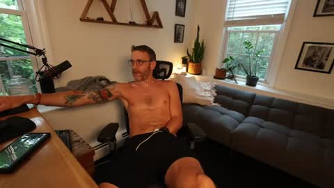 Snapshot of bradbronton chatting on 07.13.26 BradBronton online show from 07.13.26