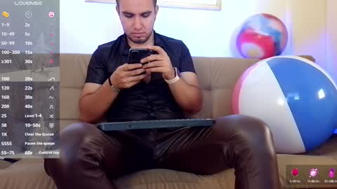 Bradley Colton Independ Model online show from 01.13.25