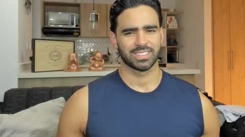 bradleymartin7 online show from 10.30.25