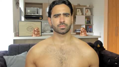 bradleymartin7 online show from 11.21.25