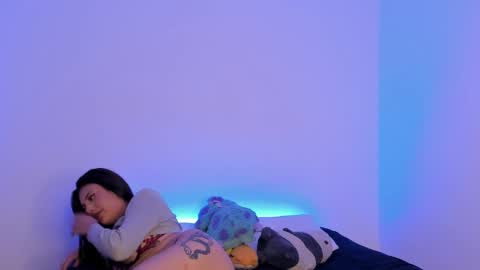 Snapshot of bradlovemma_ chatting on 02.12.25 BradLovEmma online show from 02.12.25