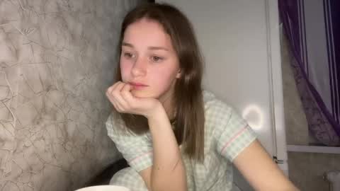 Snapshot of bralkissy chatting on 04.25.26 Kate online show from 04.25.26