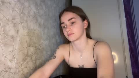 Snapshot of bralkissy chatting on 04.26.26 Kate online show from 04.26.26