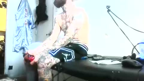 Snapshot of brandonchampagne7 chatting on 11.22.25 brandonchampagne7 online show from 11.22.25