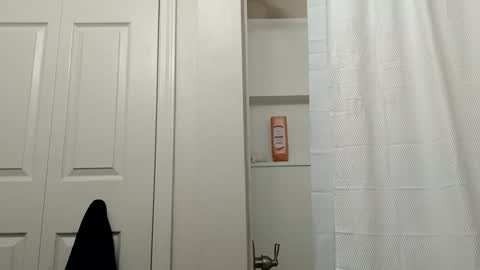 Snapshot of brandonchampagne7 chatting on 11.30.25 brandonchampagne7 online show from 11.30.25