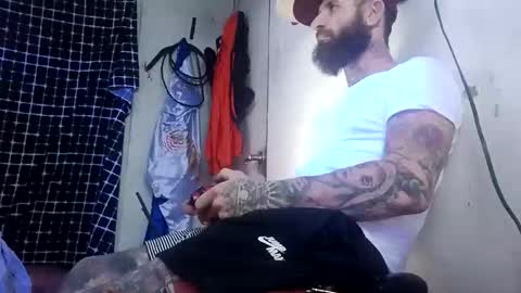 Snapshot of brandonchampagne7 chatting on 12.16.25 brandonchampagne7 online show from 12.16.25