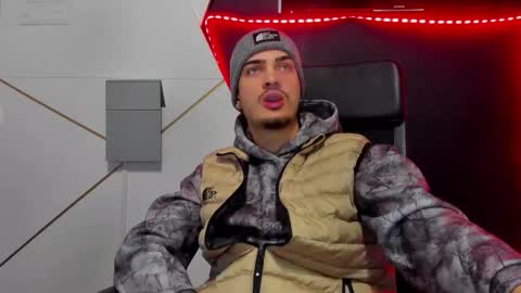 BrandonTateX online show from 02.10.26