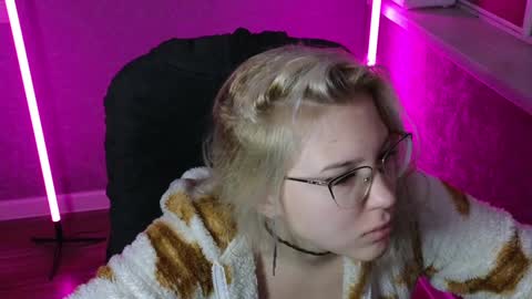 Belle  online show from 12.20.24