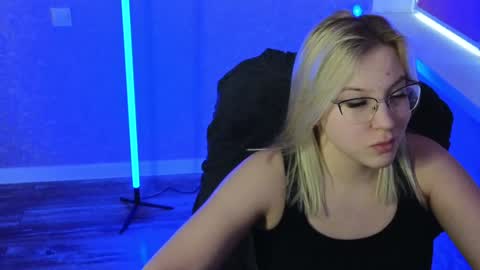 Belle  online show from 01.13.25