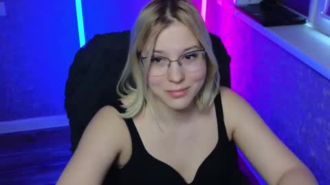 Belle  online show from 02.27.25