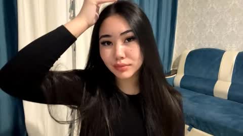 Aypril   online show from 11.10.25