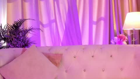   online show from 09.17.25