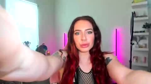 Snapshot of bratbarbie chatting on 03.22.26 Goddess Samantha online show from 03.22.26