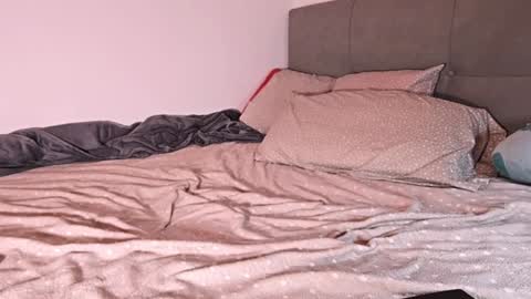 Annie online show from 01.26.25