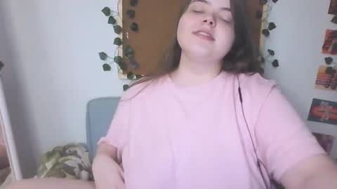 Snapshot of brattyprincess_emma chatting on 09.18.25 Emma online show from 09.18.25