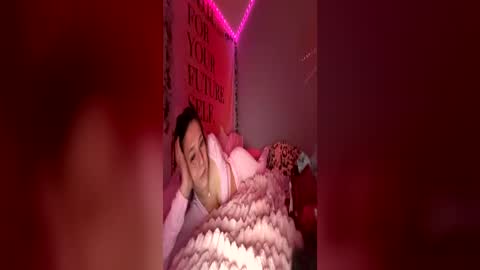Snapshot of brattyvalentine chatting on 06.19.26 brattyvalentine online show from 06.19.26