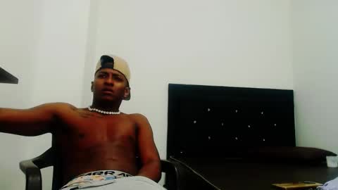 Snapshot of braulioth chatting on 11.19.25 braulioth online show from 11.19.25