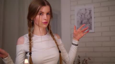 Snapshot of brave_journey chatting on 03.03.25 Eli online show from 03.03.25