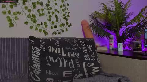 Johny Bravo online show from 11.23.25