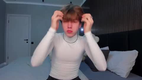 Snapshot of braxiboy chatting on 02.19.25 Brax online show from 02.19.25