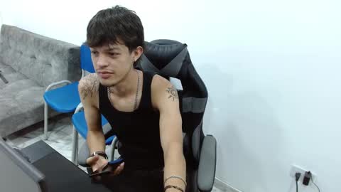 brayan_oconer08 online show from 10.25.25