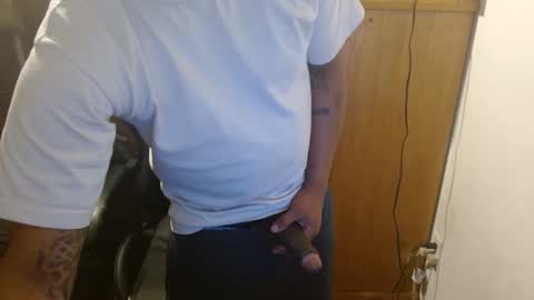 Snapshot of breadw1nnah chatting on 01.03.25 Breadw1nnah online show from 01.03.25