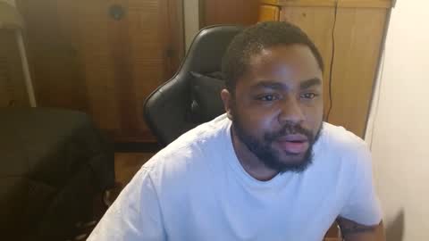 Snapshot of breadw1nnah chatting on 01.09.25 Breadw1nnah online show from 01.09.25